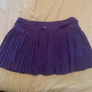 Lululemon skirt 8